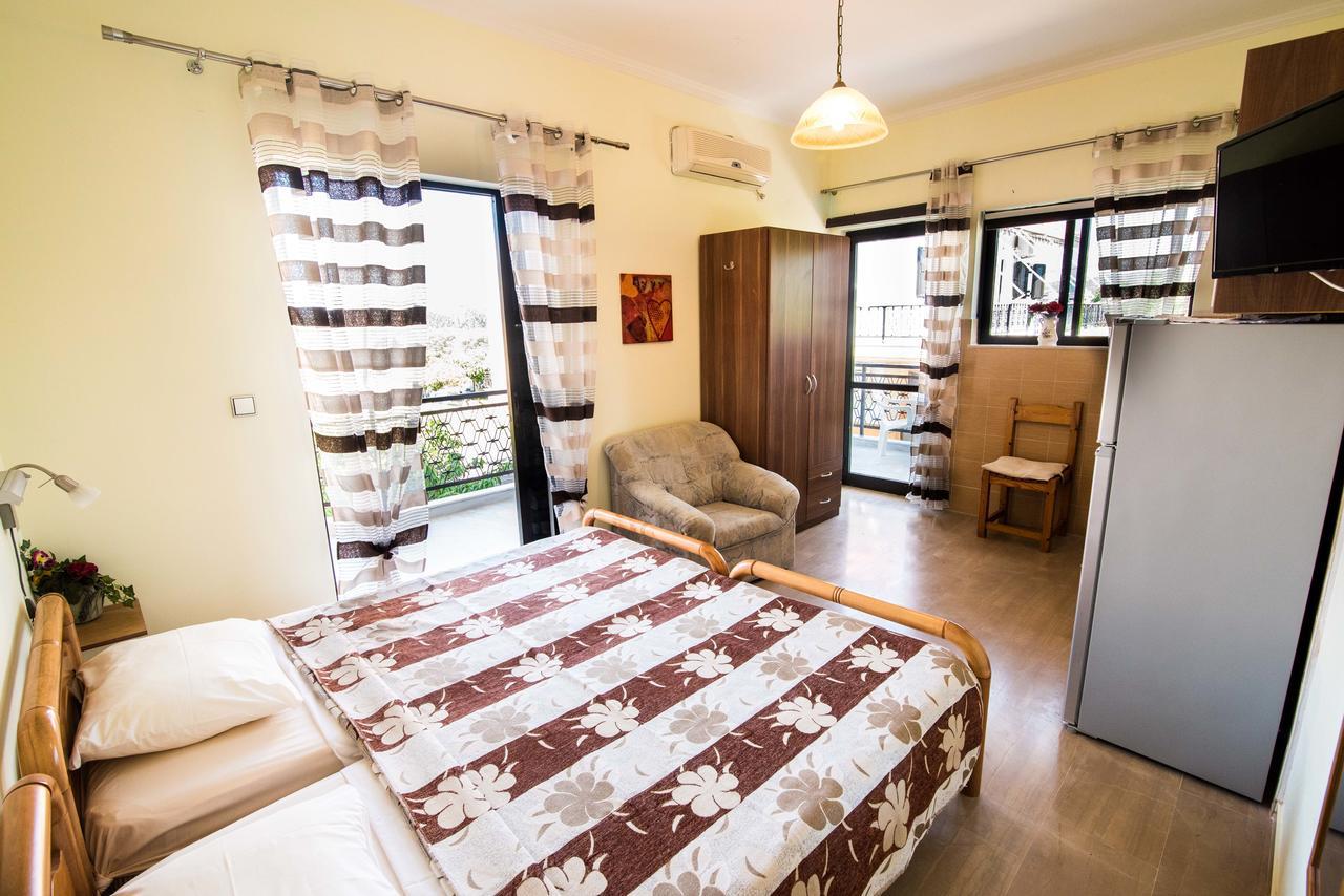 Elena Apartments Kanali  Ngoại thất bức ảnh