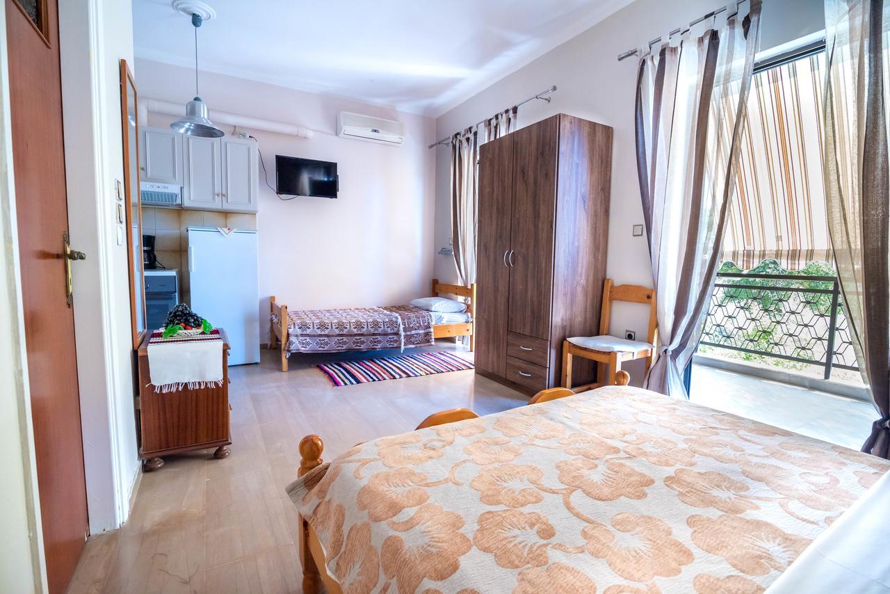 Elena Apartments Kanali  Ngoại thất bức ảnh